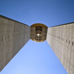 Así es el quinto edificio más alto de España y que sólo superan las cuatro torres de Madrid