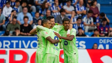 Lewandowski, Raphinha y Lamine Yamal, el nuevo tridente del Barcelona.