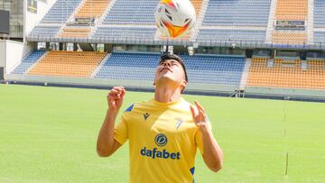 "No me gusta que me comparen con Medel; me falta mucho"