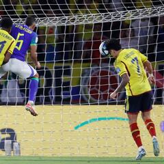 La cabeza de Luis Díaz: Salvavidas de Colombia y Liverpool