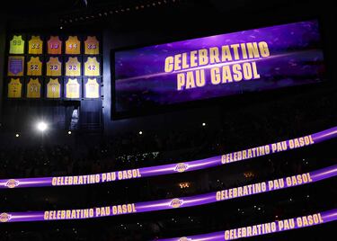 El Crypto.com Arena vestidod e lujo para la celebración de la retirada de la camiseta del Pau Gasol en la franquicia de California.