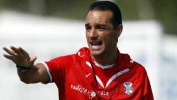 Oltra: "La cruda realidad dice que en las cajas de los clubes hay poco dinero"