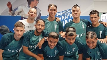 Quiénes son las figuras jóvenes que entrenan con Holan en la UC