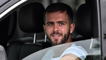 Pjanic, enigmático: "El futuro depende de lo que hagas hoy"