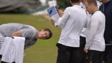 Murray se entrena sin problemas a pesar de su dolor de espalda