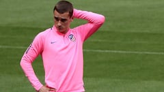 Antoine Griezmann has doubts about Barcelona transfer
