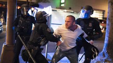 Las protestas entre antirracistas y seguidores de Donald Trump propiciaron la muerte de una persona el sábado por la noche en Portland.