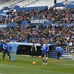 Baño de ilusión y zaragocismo en La Romareda
