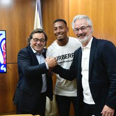 Oficial: Jairo Quinteros, sexto fichaje del Real Zaragoza