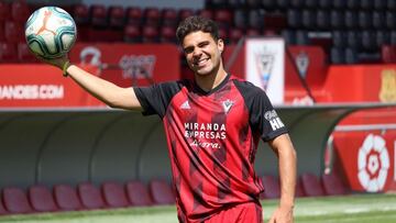 Alexander Gonz&aacute;lez milit&oacute; en el Mirand&eacute;s la temporada pasada.