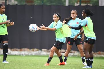 La Selección Colombia Femenina tuvo su primera práctica en la India antes de su debut en el Mundial Sub 17.