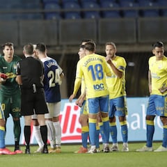 Hernández ajusticia a una decepcionante UD Las Palmas