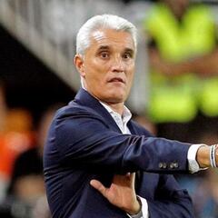 Uría: "Miramos hacia arriba"