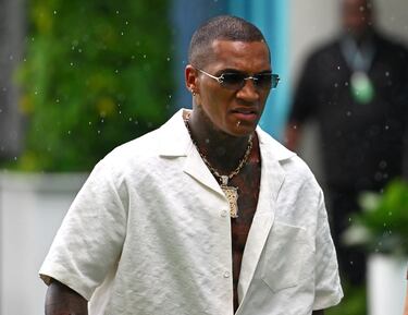 El boxeador Conor Benn en el paddock antes del Gran Premio de F1 de Miami.