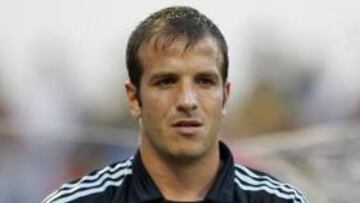 Van der Vaart, titular en el Madrid