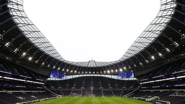 LONDON, ENGLAND - DECEMBER 19: General view inside the stadium prior to the Premier League match between Tottenham Hotspur and Liverpool at Tottenham Hotspur Stadium on December 19, 2021 in London, England. (Photo by Julian Finney/Getty Images)