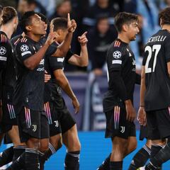 Cuadrado aporta asistencia en goleada de Juventus al Malmö