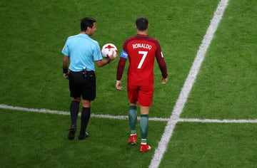 Las mejores imágenes del Portugal-Chile en Kazán