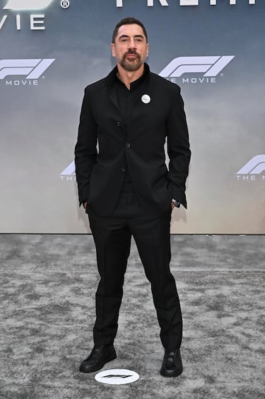 Javier Bardem posa en la alfombra roja del preestreno de 'F1: La película' celebrado en la ciudad de Nueva York.