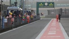 El pit lane del circuito de Shangh&aacute;i.