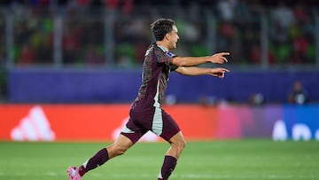 Iker Fimbres celebrates his goal 0-2 of Mexico during FIFA U-20 Mens World Cup Chile 2025 match between Chile and Mexico (Mexican National Team) as part Round of 16 at Elias Figueroa Brander Stadium, on October 07, 2025 in Valparaiso, Chile.