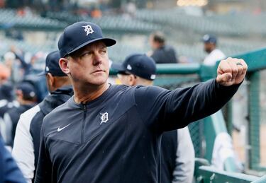 How much do tickets cost for the Tigers - Guardians playoff game 5 in Cleveland?