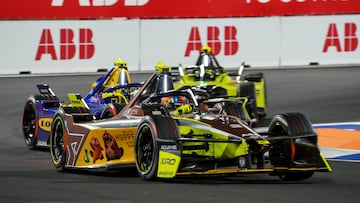 Pepe Martí, con el Cupra Kiro en el E-Prix de Yeda de Fórmula E.