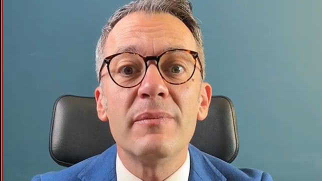 Javier Avial, asesor financiero: “Si te toca la Lotería de Navidad y das dinero, cuidado, puede considerarse una donación”