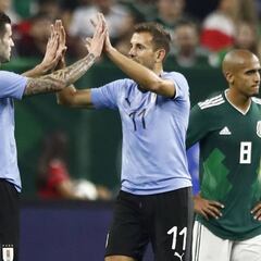 La magia de Suárez tortura a la 'sangre nueva' del 'Tuca' Ferretti