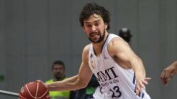 El Madrid, invicto en la primera vuelta tras arrollar al Unicaja