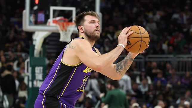 Luka Doncic es baja para el duelo contra los Nuggets