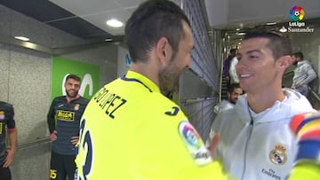 Cristiano se mofa malvadamente del 'pelazo' de Diego López
