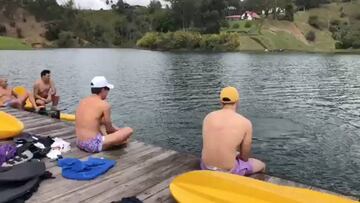 La broma de Froome al tirarse al agua que inquietó a Rigo