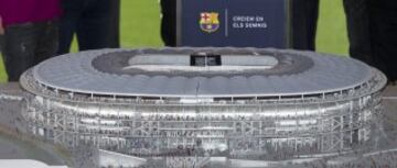 Maqueta del Camp Nou por fuera.