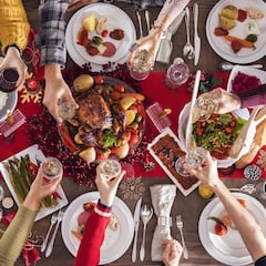 ¿Cómo colocar los cubiertos y las copas en la comidas y cenas de Navidad y Nochebuena?