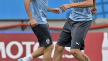 Gim&eacute;nez y God&iacute;n se preparan con Uruguay.
 