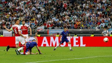 1-0. Olivier Giroud marcó el primer gol.