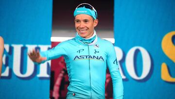 Miguel Ángel López, pedalista colombiano del Astana.