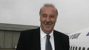 <b>CALUROSO.</b> Vicente Del Bosque, seleccionador nacional, fue recibido con numerosos gestos de cariño en Estambul, ciudad en la que dirigió al Besiktas.