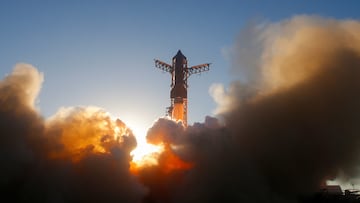 Fue todo un éxito el lanzamiento del Starship, nave de Space X, el cual pudo dejar datos interesantes, pero aún es una incógnita cuándo volverán a hacer otro intento. REUTERS/Steve Nesius