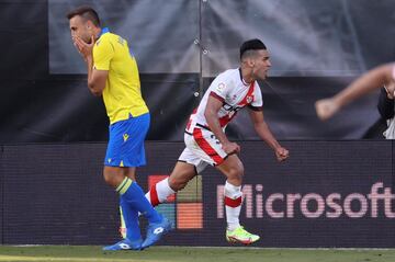 El Tigre fue una de las figuras en Vallecas ante el Cádiz. Marcó un gol con derecha en los minutos finales del primer tiempo. 