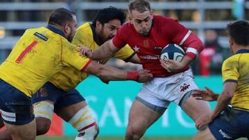 España sufre al final ante Chile pero suma su segundo triunfo