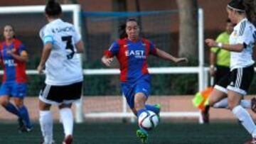 Charlyn Corral jug&oacute; los 90 minutos en el debut liguero del Levante femenino.