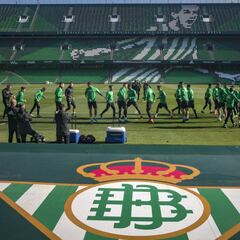 El Betis, a lo Barça: bajada de sueldos para evitar un ERTE