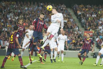 El primer Clásico de Ancelotti se saldó con derrota por dos errores tácticos: colocó a Ramos de pivote y situó a Bale de delantero centro.