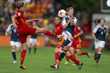 Irene Paredes y Erin Cuthbert.