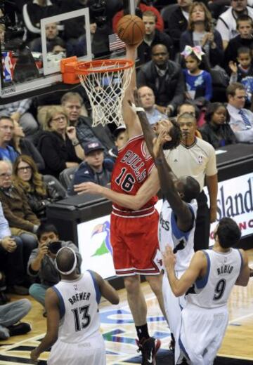 Pau Gasol y Gorgui Dieng.