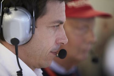 Hamilton ve 車rdenes de equipo en Ferrari: "Han escogido al n?1"