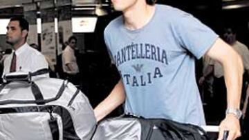 <b>DIRECCIÓN DESCONOCIDA. </b>Kaká, entre Milán y Madrid.