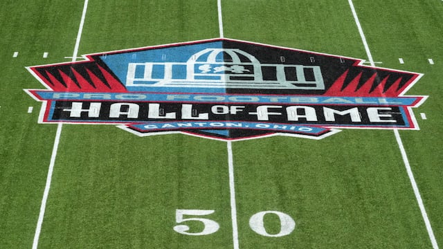 Of the 371 members of the Pro Football Hall of Fame, one-tenth of the inductees have played for a franchise with just one Super Bowl to their name.